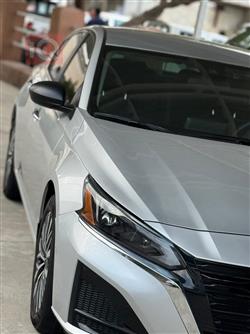 نیسان ئەلتیما